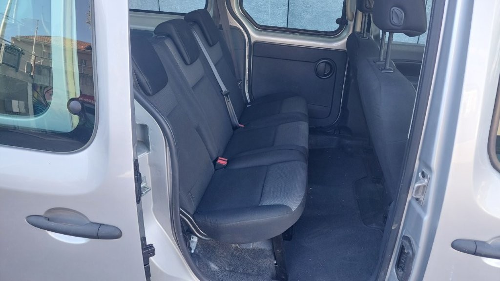 
								Renault Kangoo EV full									