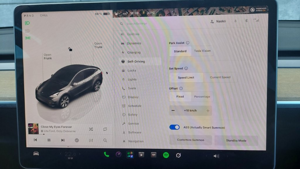 
								Tesla Model Y LR AWD EAP full									